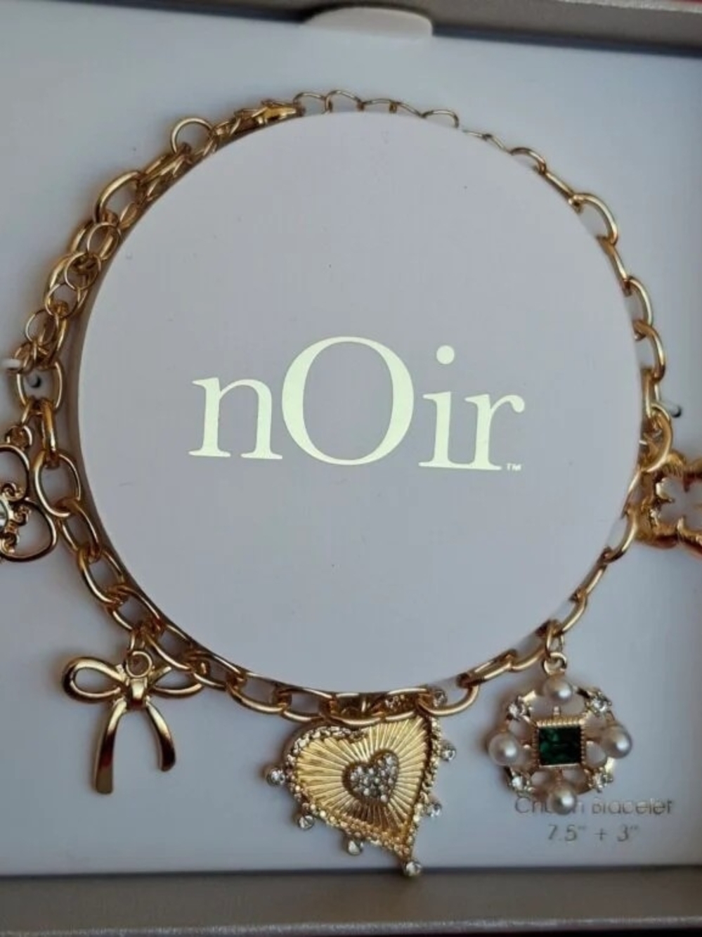 nOir Jewelry Gold Tone Charm Bracelet with Heart, Bow & Pearl-Green Accent